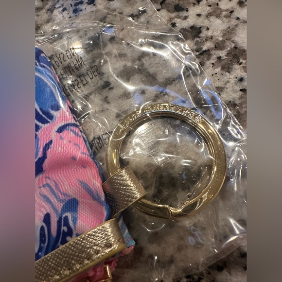 Lilly Pulitzer ID case - Picture 2 of 3